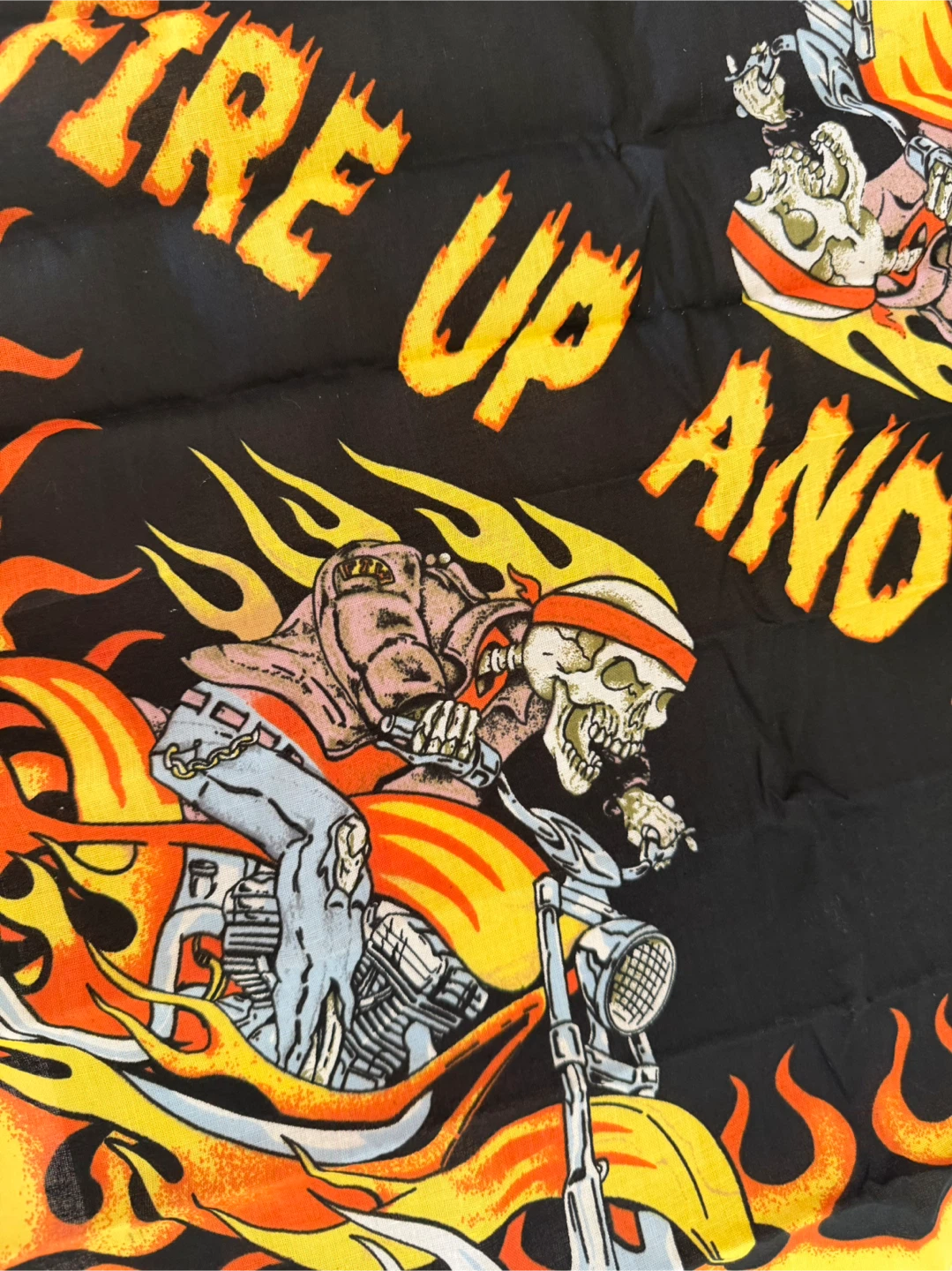 🏈Fire Up And Ride Skull Graphic Bandana - photo 2