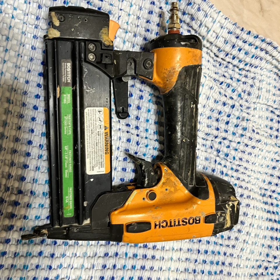 Bostitch BT1855 Pneumatic Brad Nailer