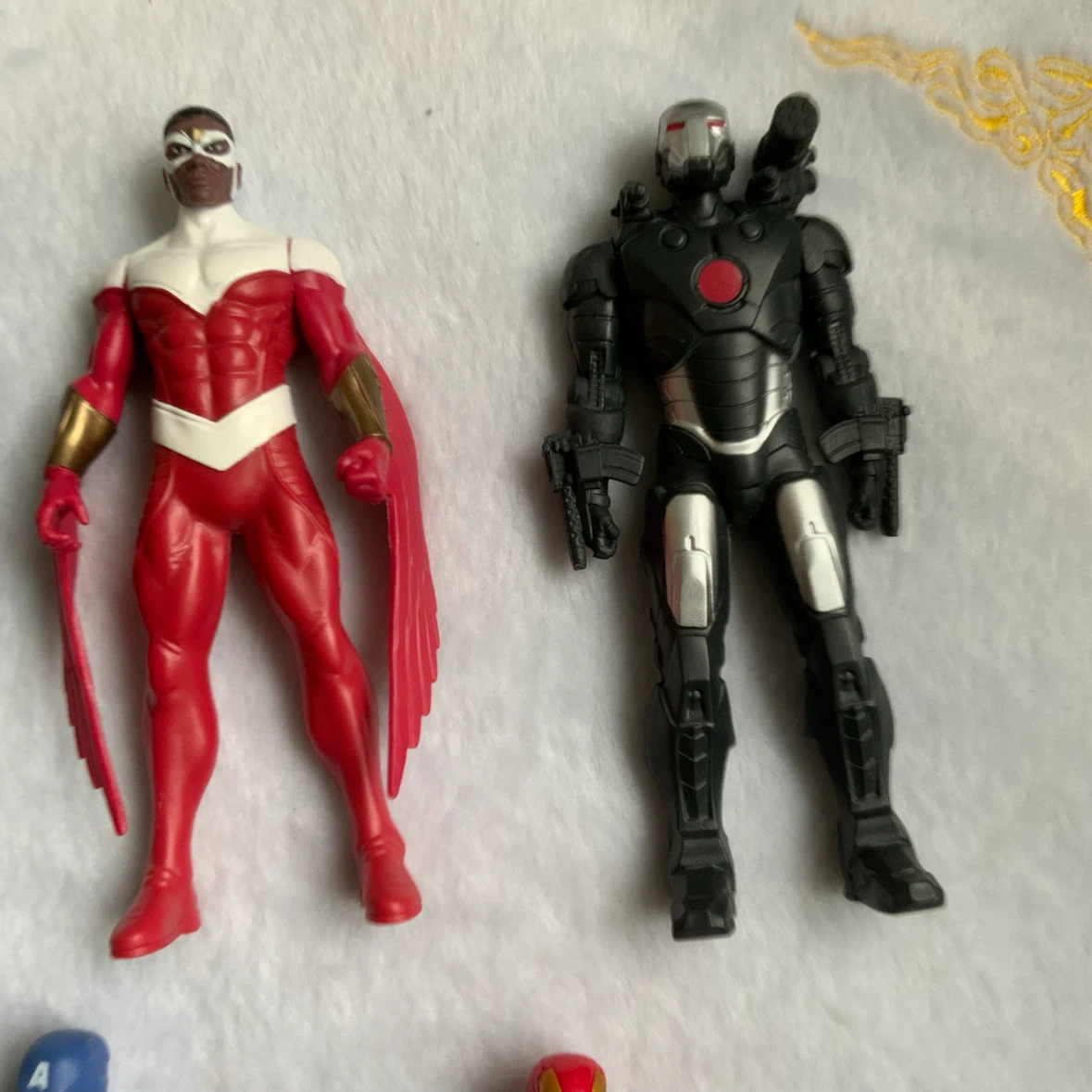 Set of 5 Marvel Avengers Action Figures - photo 2
