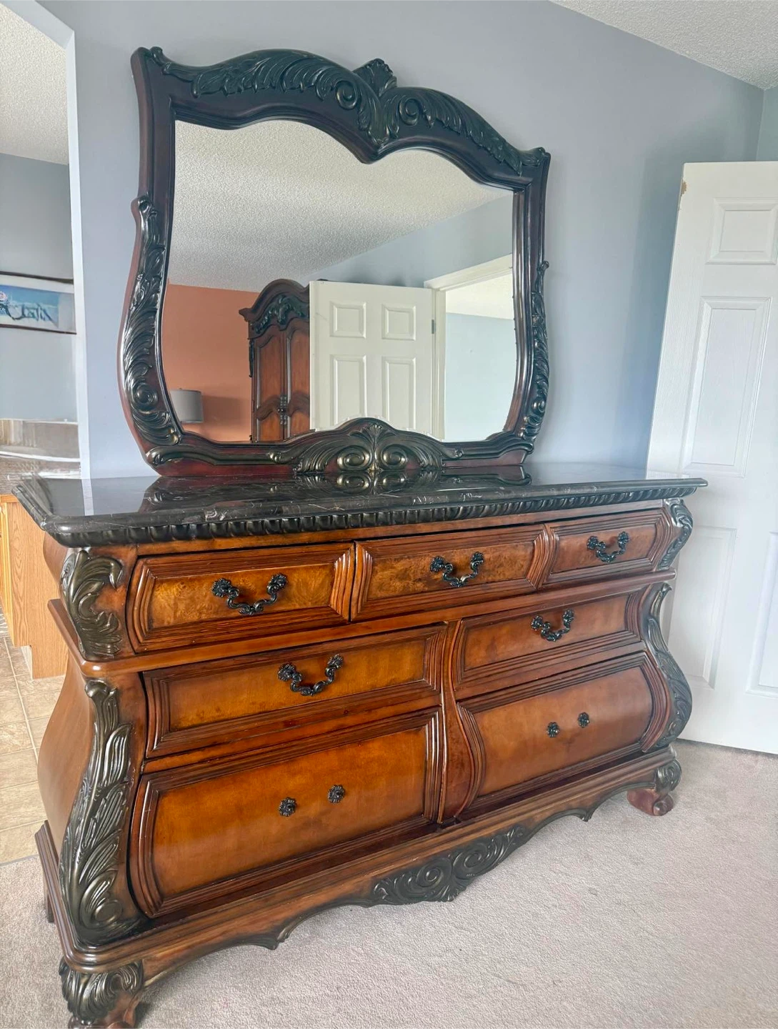 King Wooden Bedroom Set - photo 2