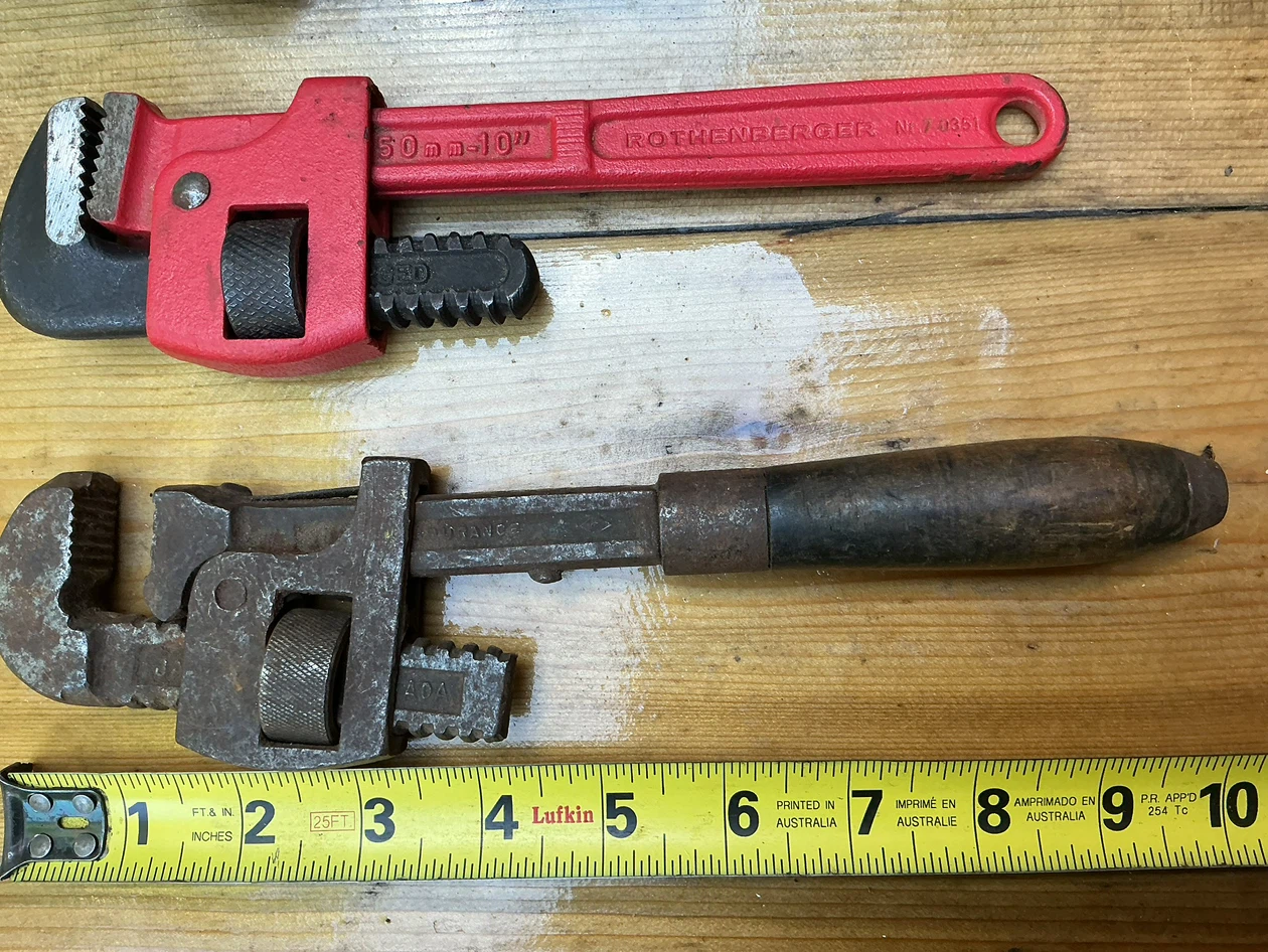 Set of 4 Pipe Wrenches ! - photo 5