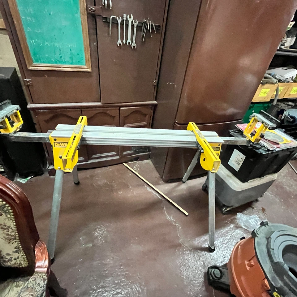 DEWALT Miter Saw Stand