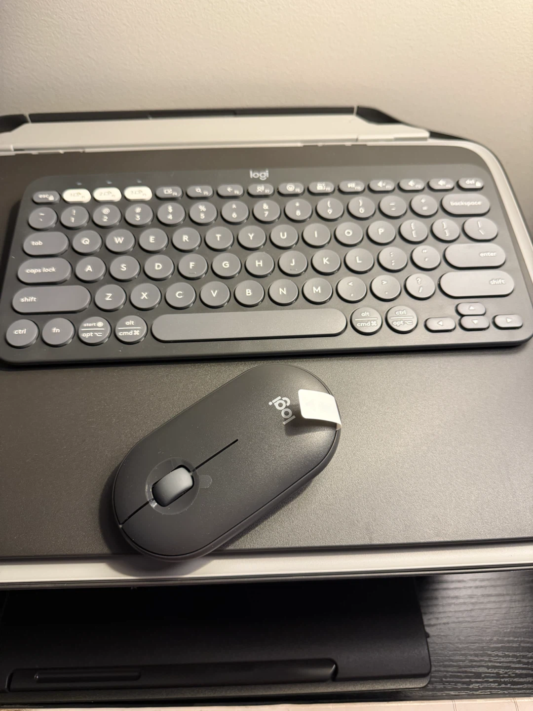 Logitech Pebble 2 Combo Keyboard and Mouse - photo 2