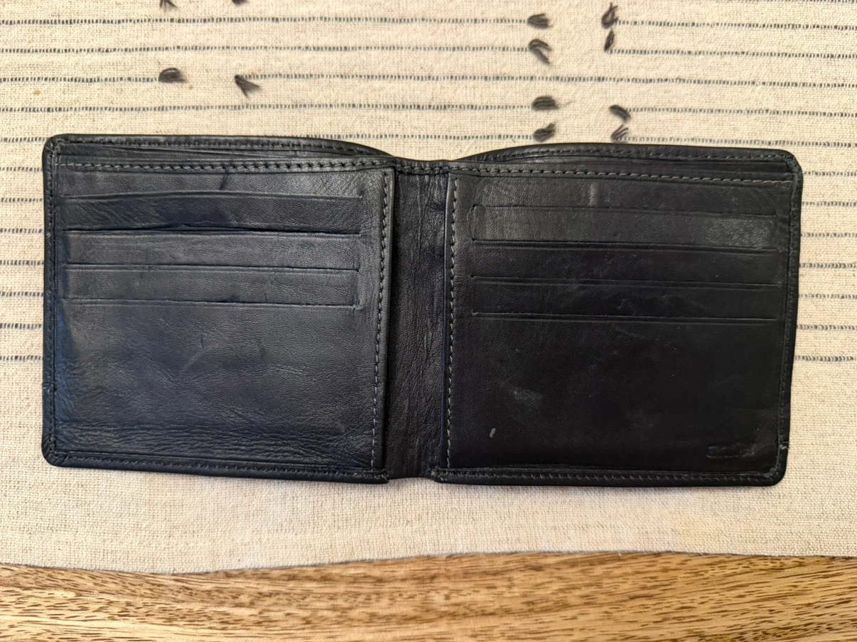 🏈Antler Black Leather Wallet - photo 2
