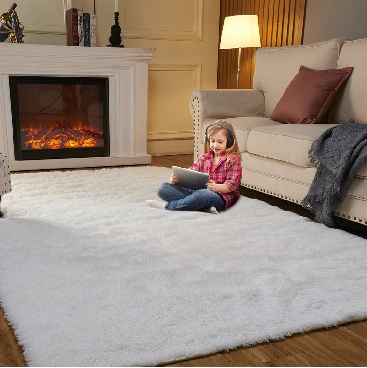 7x9 White Soft Shag Area Rug
