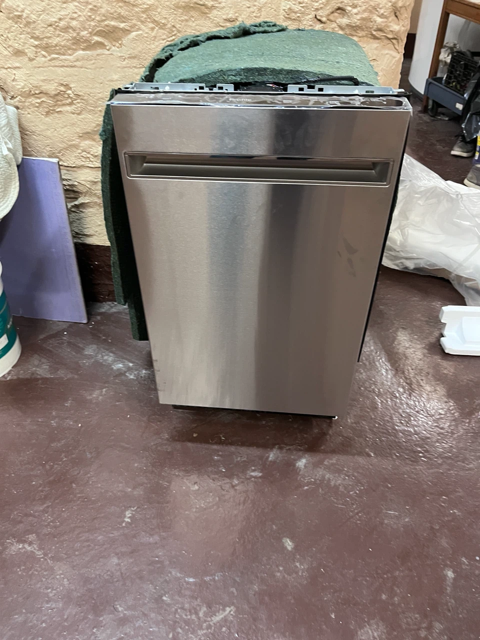 18” GE Profile Built-In Dishwasher Stainless Steel