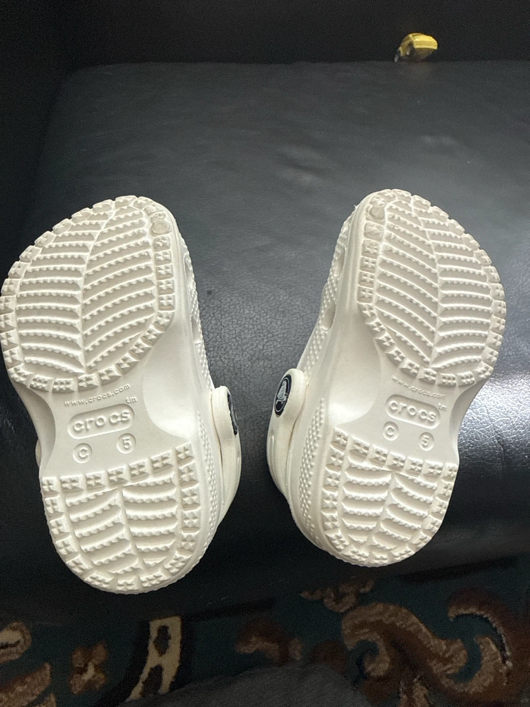 White Crocs Size 5 - photo 2