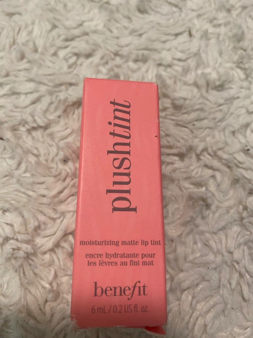 Benefit Plushtint Moisturizing Matte Lip Tint