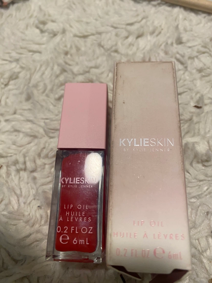 Kylie Skin Lip Oil