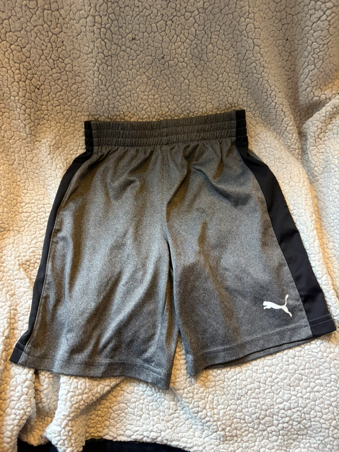 Puma Boys Athletic Shorts Gray Size 6/7