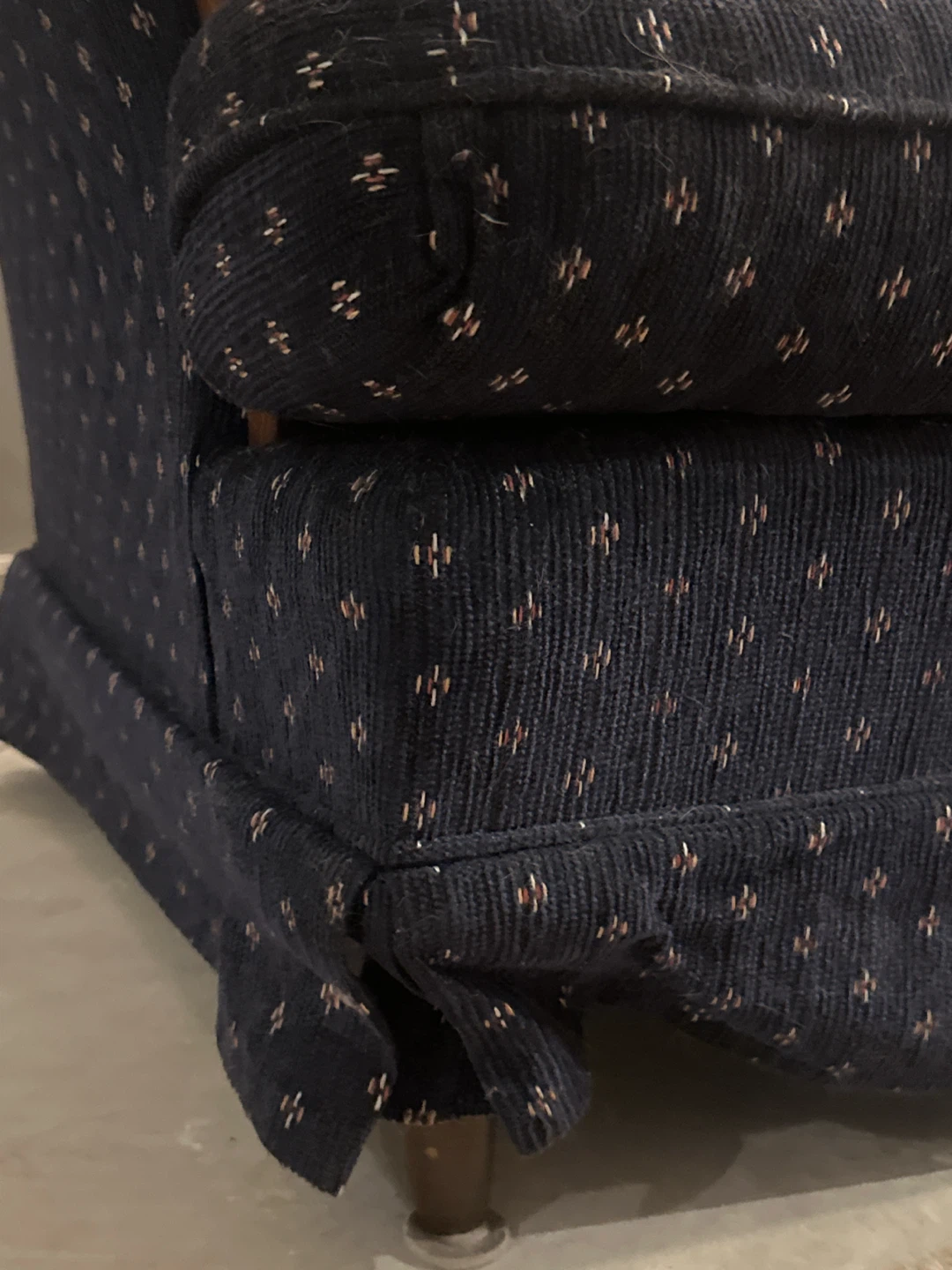 Navy Blue Patterned Sofa - photo 3