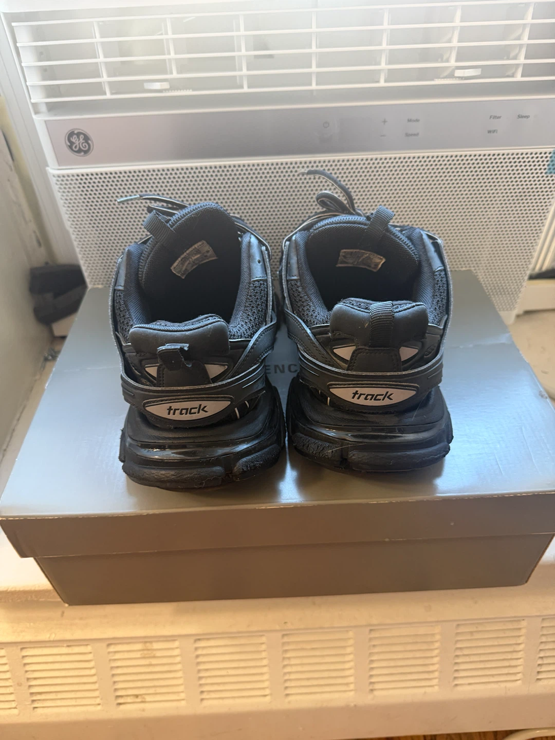 Balenciaga Track Sneakers size (8) - photo 3