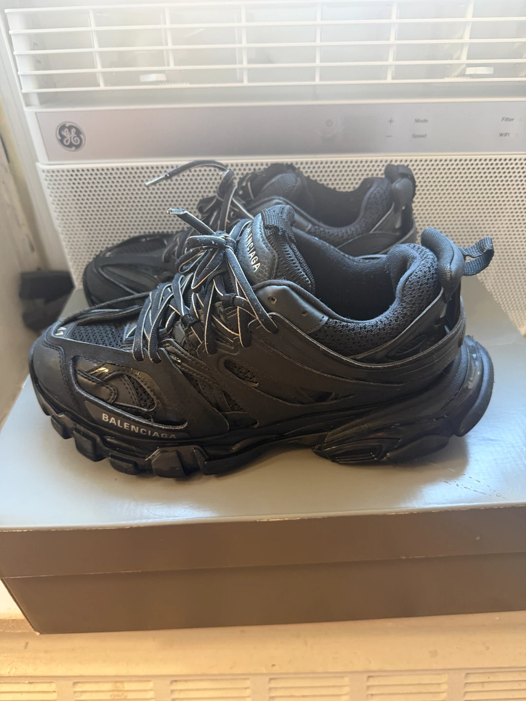 Balenciaga Track Sneakers size (8) - photo 4
