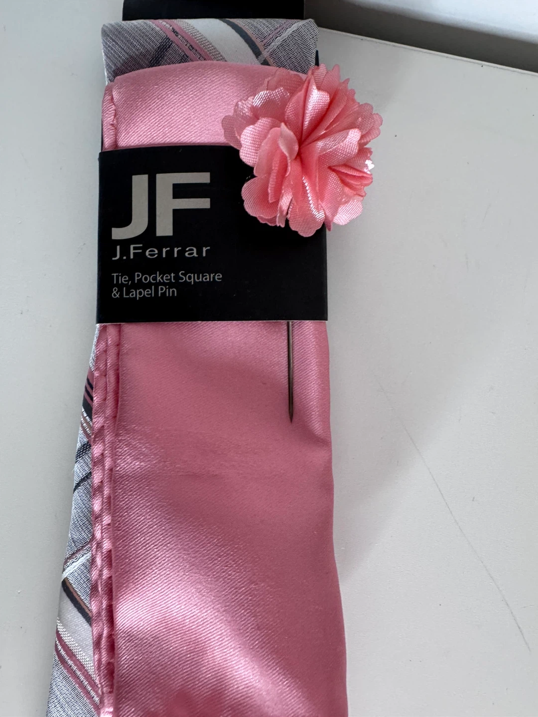 J.Ferrar Tie, Pocket Square, and Lapel Pin Set - photo 2