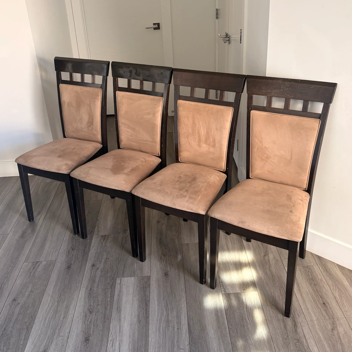 4 Dining Chairs