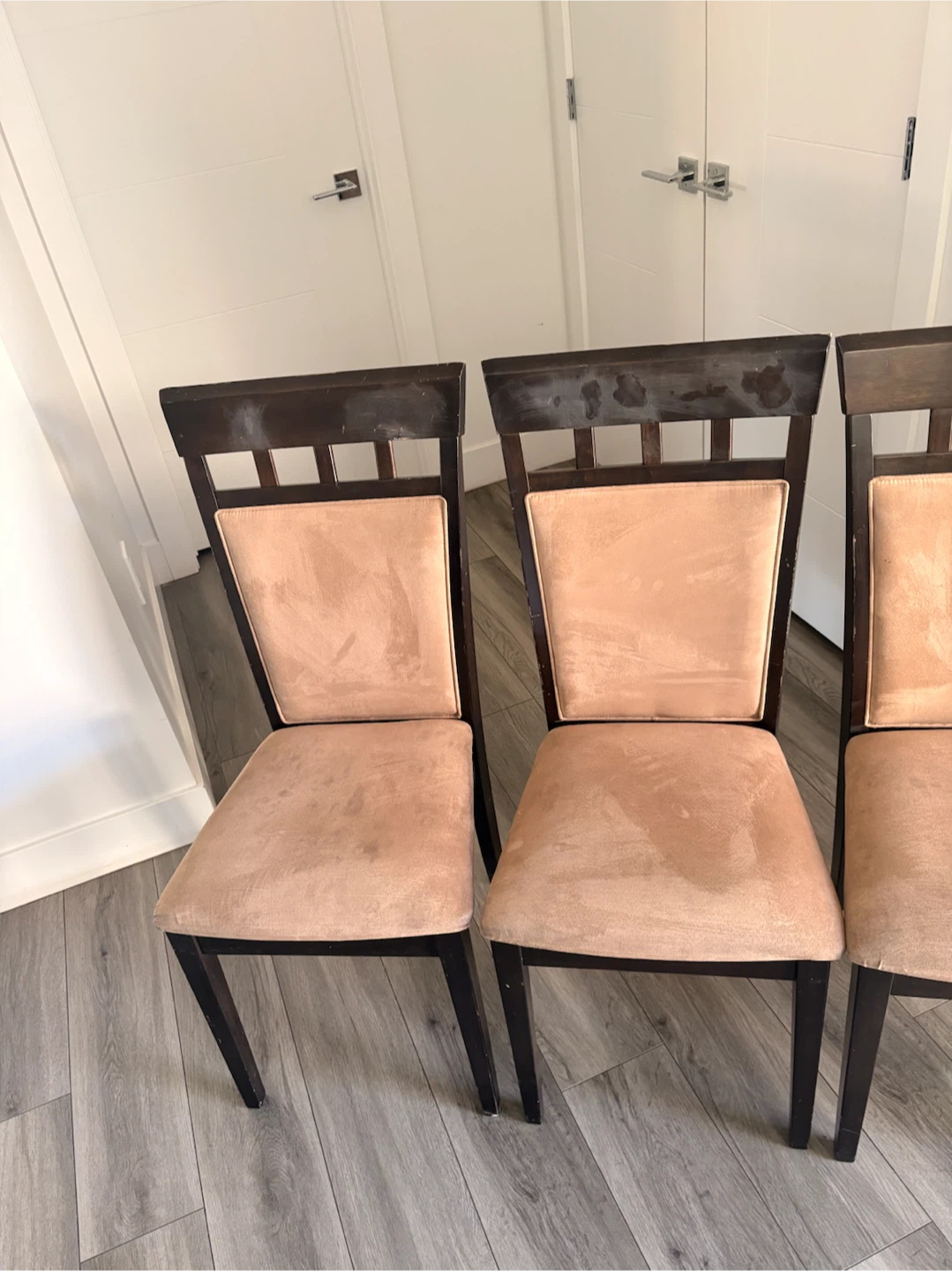 4 Dining Chairs - photo 3