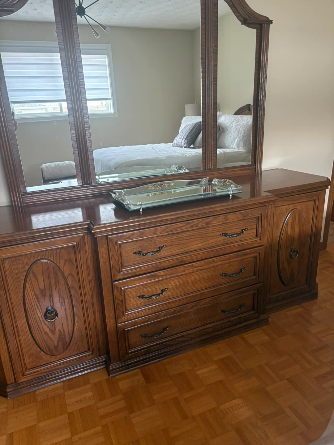 Vintage Solid Wood bedroom set - photo 2