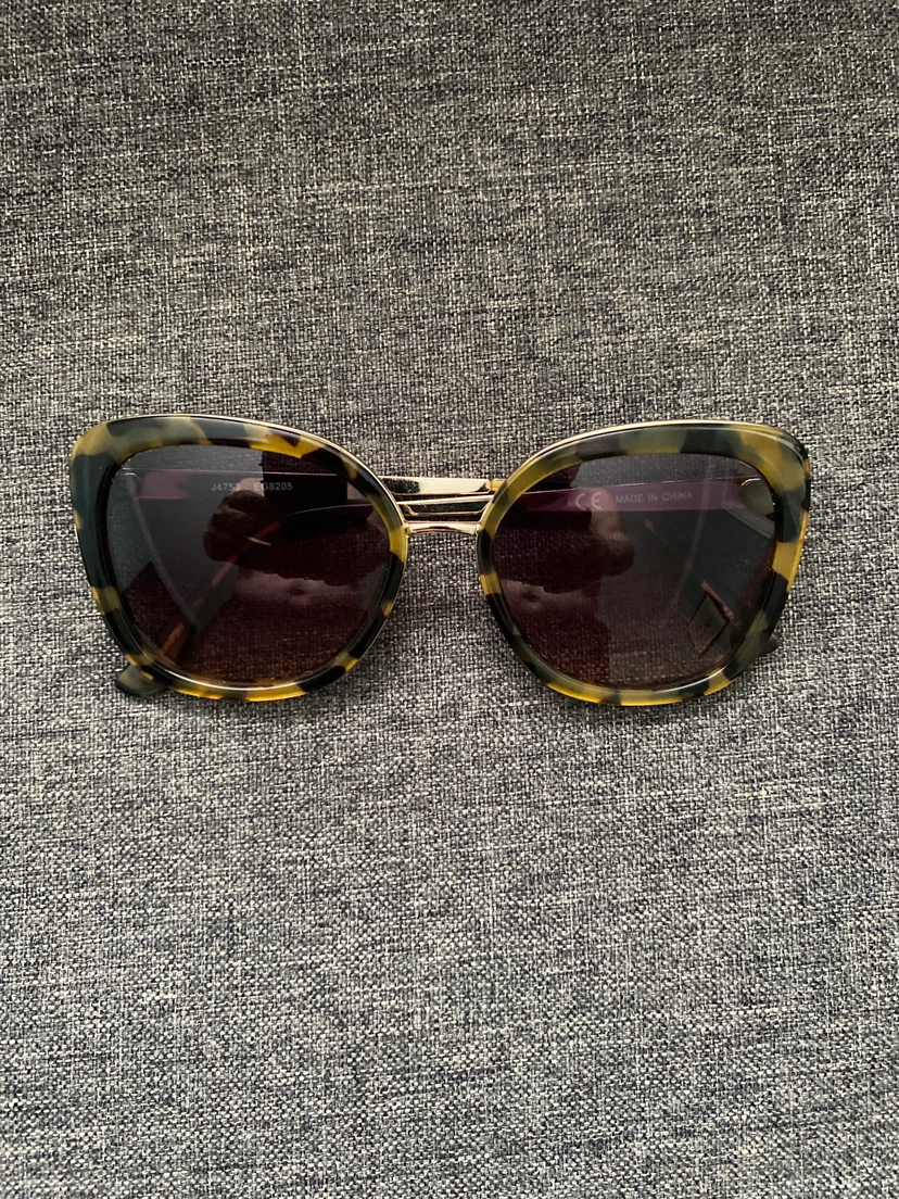 Tortoiseshell Pattern Sunglasses
