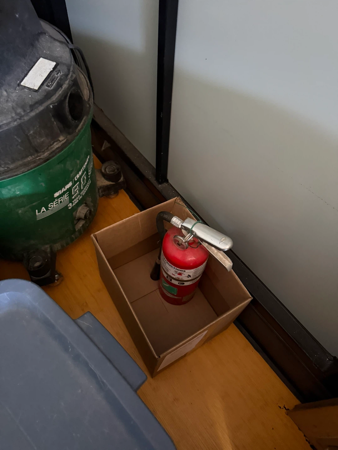 Fire extinguisher