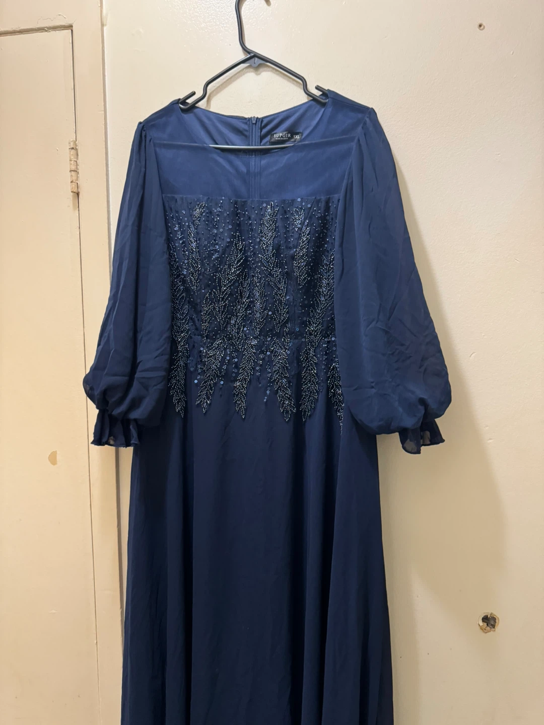 Navy blue dress 🏈