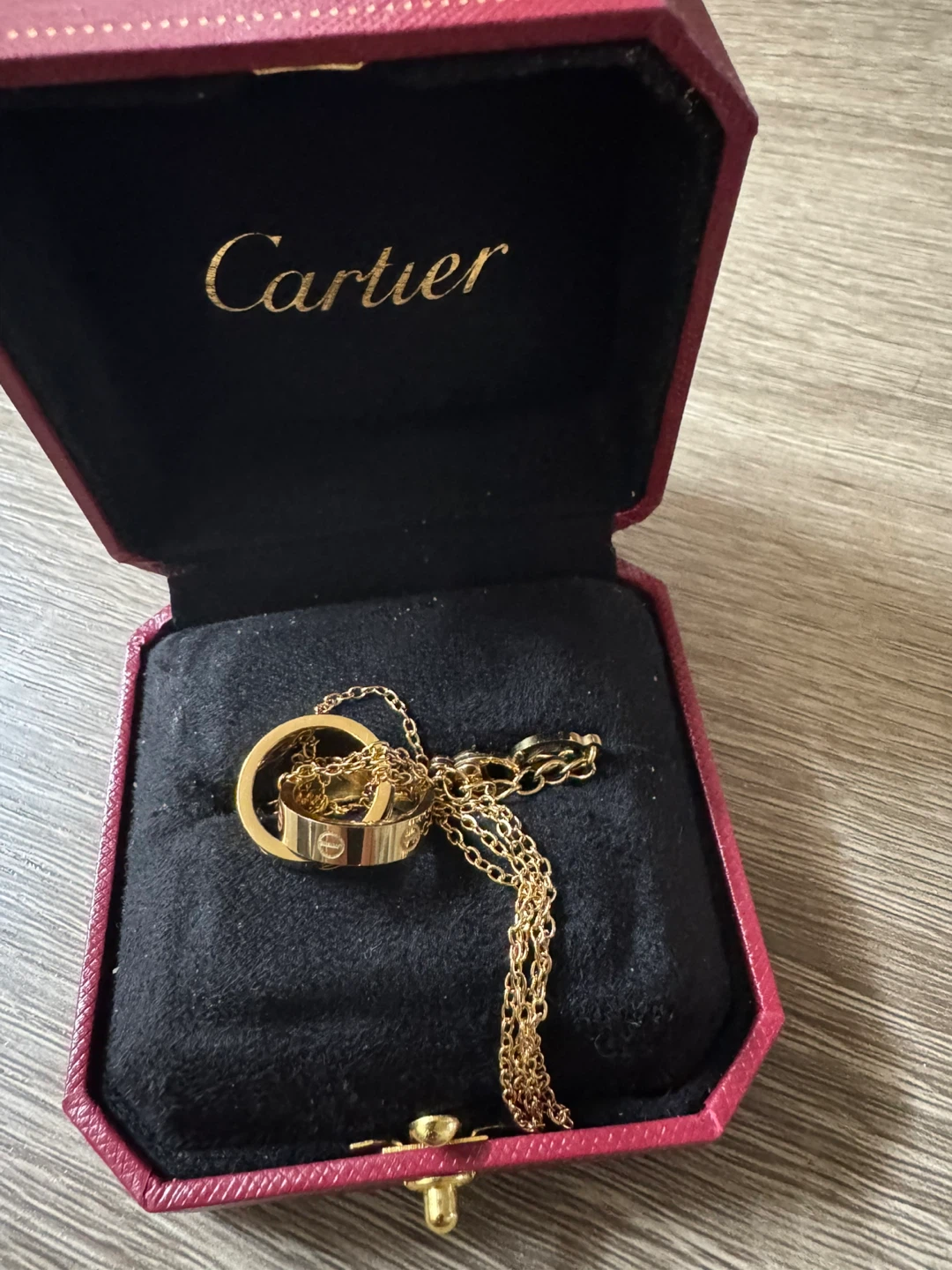Cartier Love gold plated Interlocking Rings Necklace 🏈 - photo 3