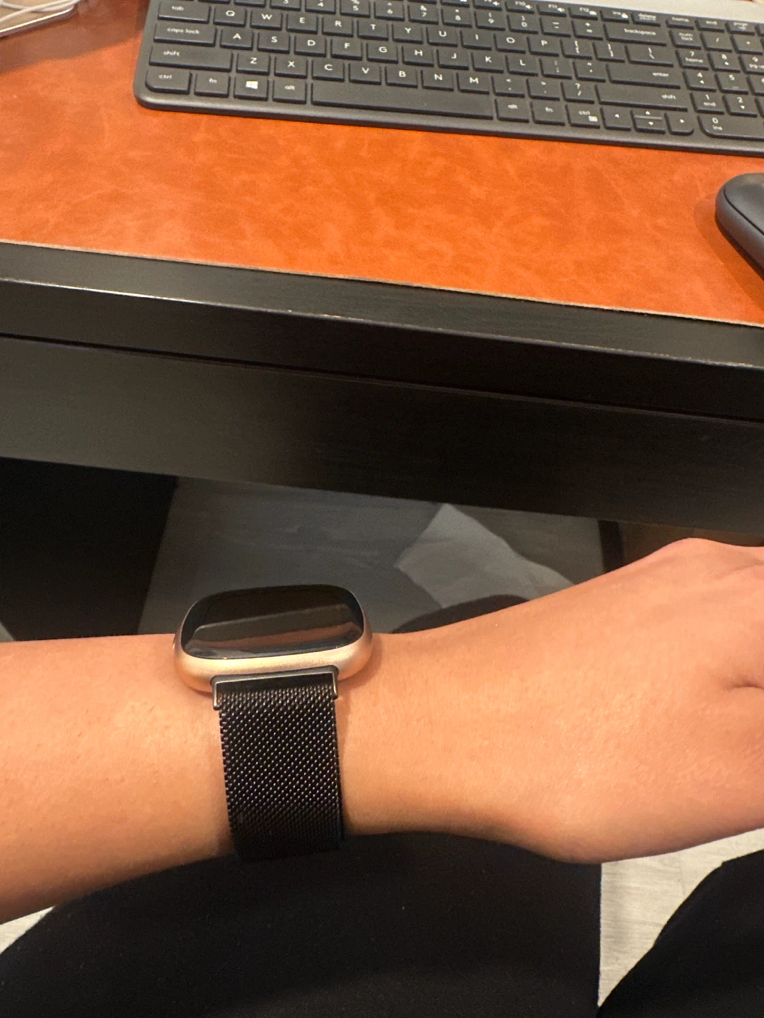 Fitbit Versa 4 Smartwatch - Copper Rose with box - photo 4