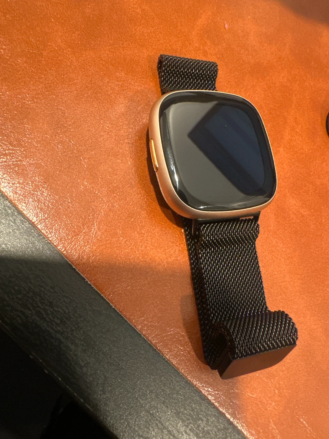 Fitbit Versa 4 Smartwatch - Copper Rose with box - photo 5