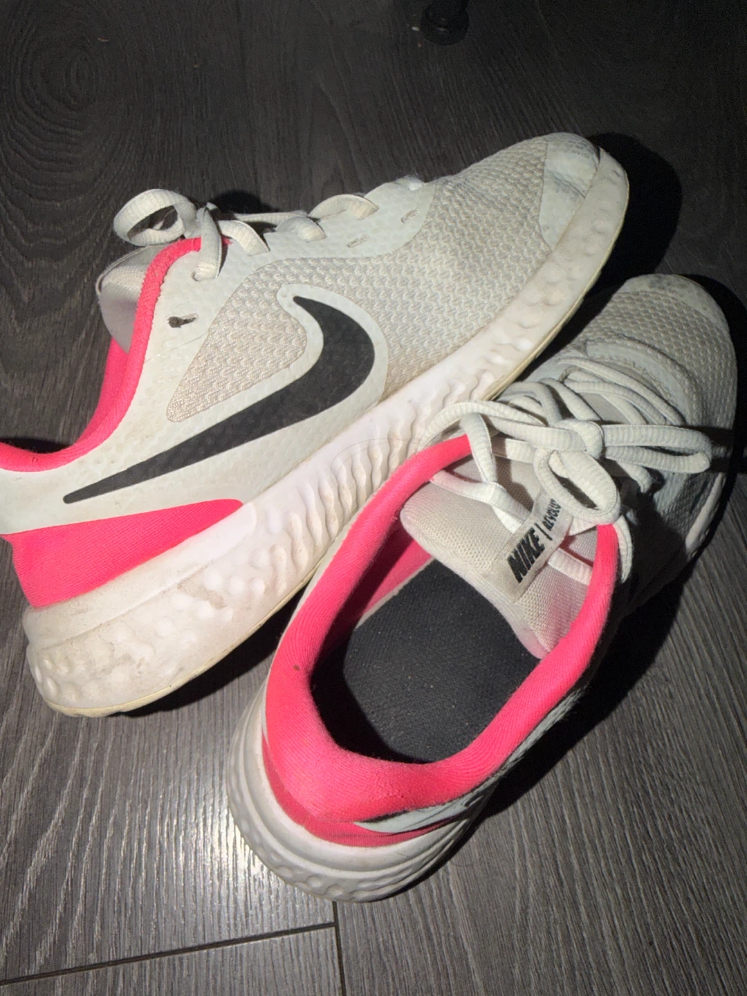 Nike Revolution Running Shoes 🏈