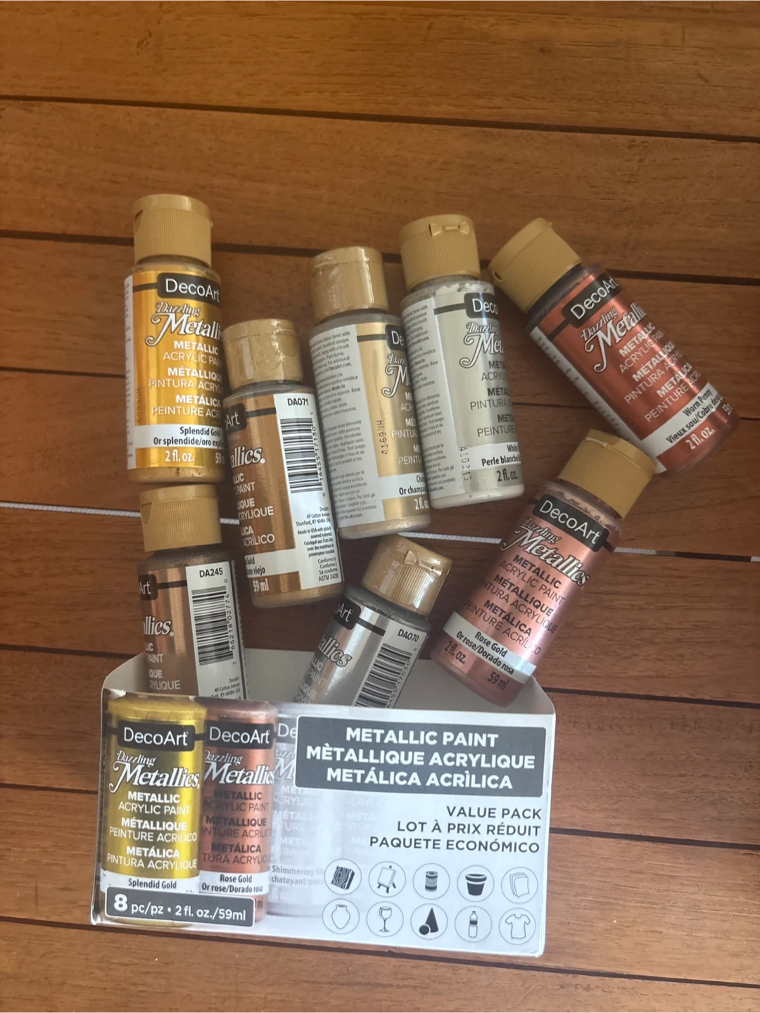 DecoArt Dazzling Metallics Acrylic Paint Set