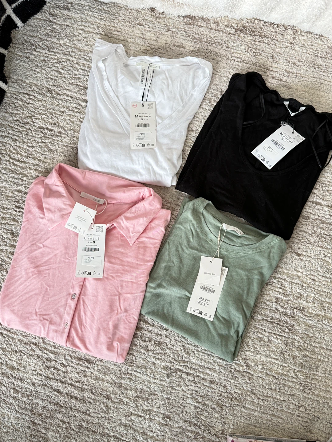 Bundle Sale: Set of 4 New Tops size M/L - photo 2