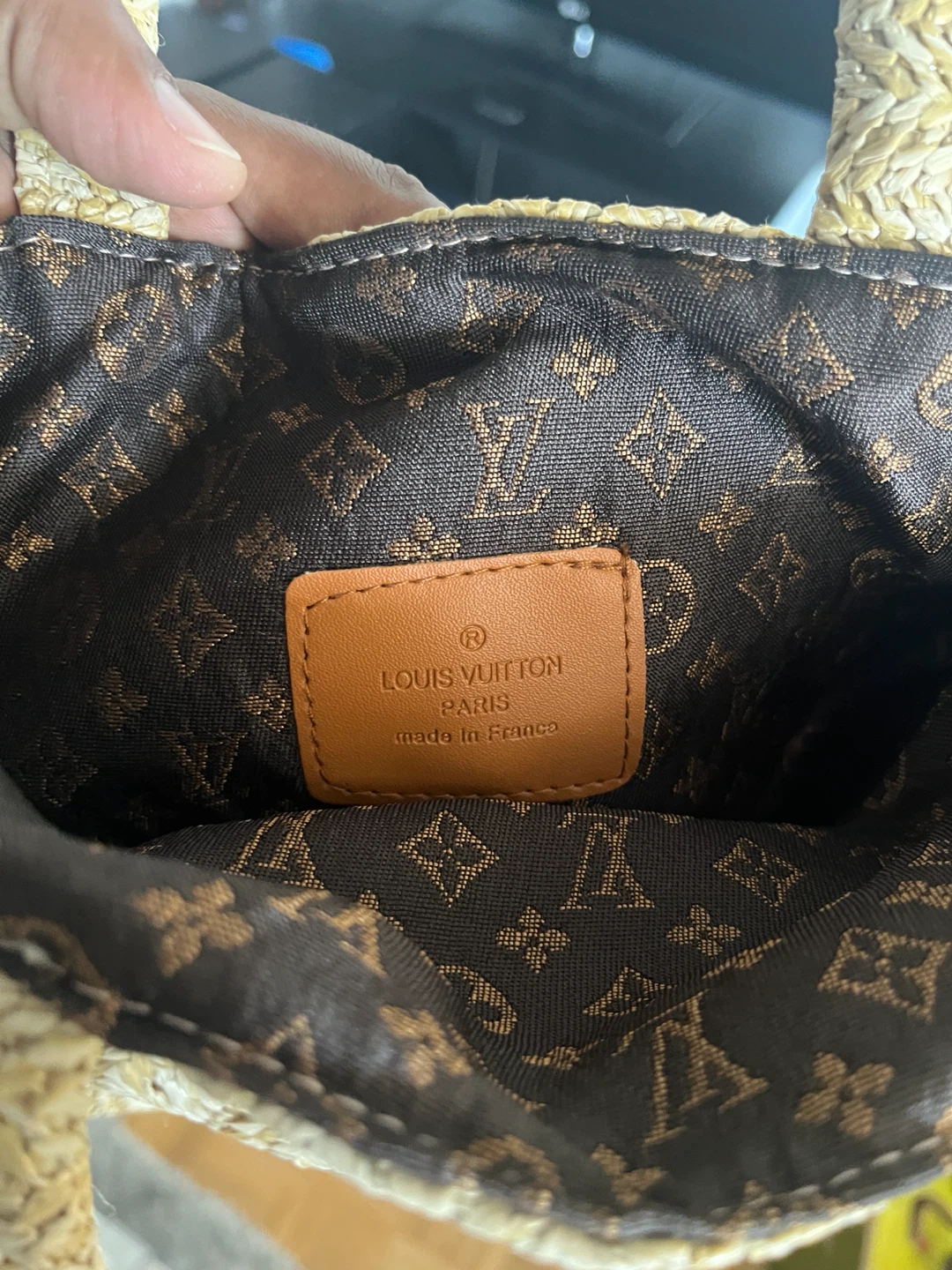 Louis Vuitton Straw Tote Bag - photo 2