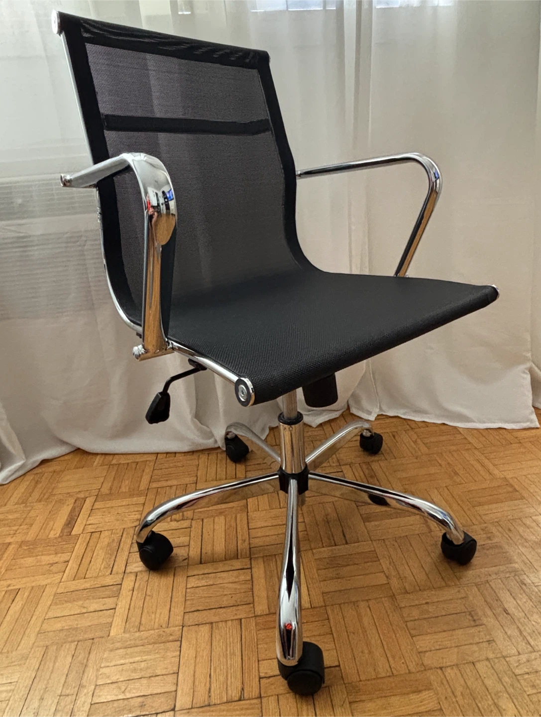 Nicer Interior Executive Office Chair - photo 2