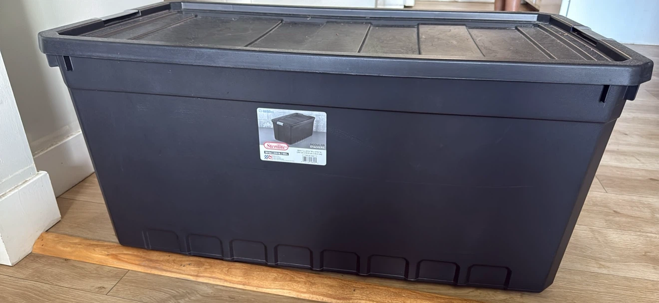 Sterilite 50 Gallon (189L) Storage Tote - photo 2