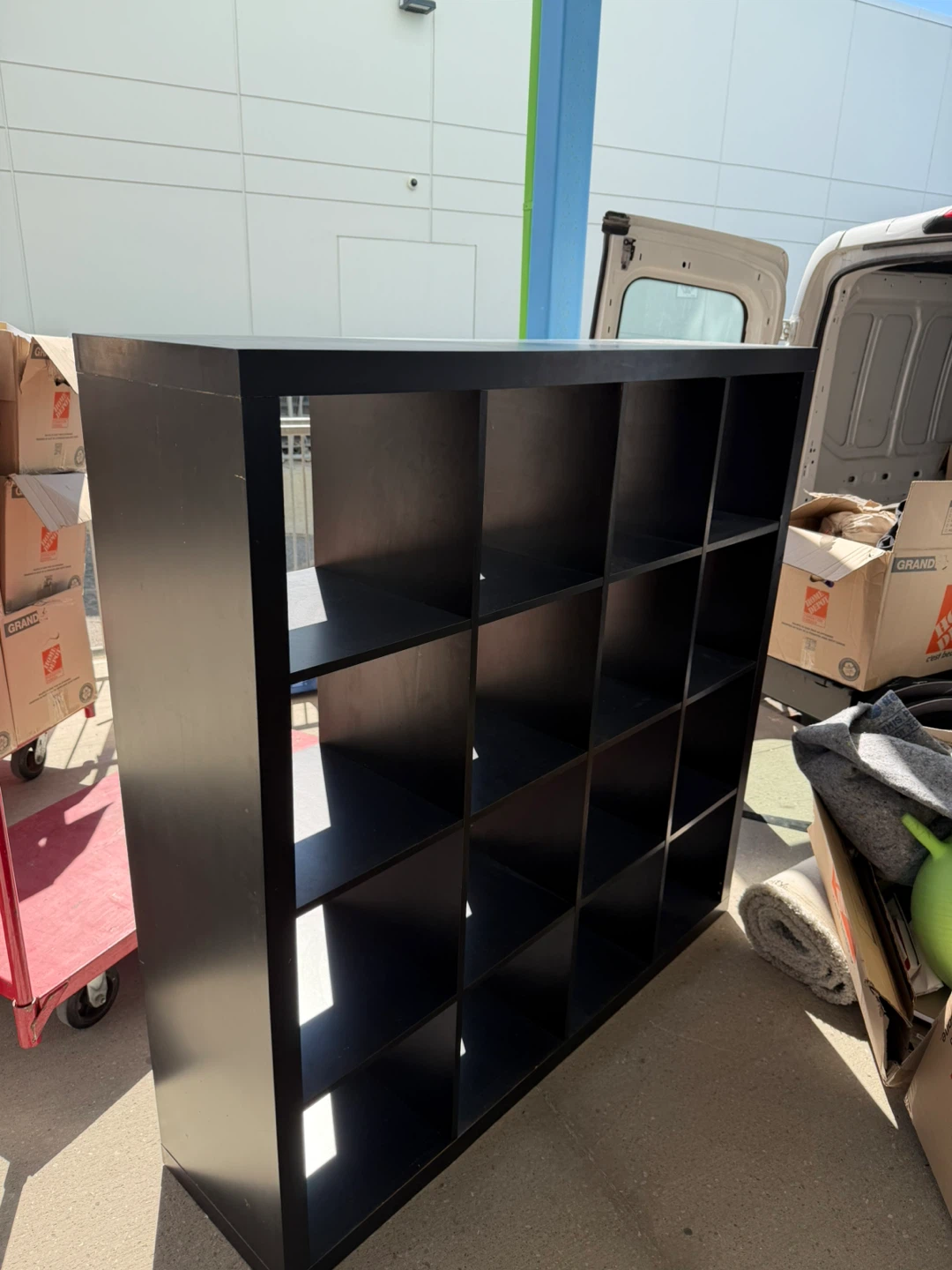 IKEA Kallax 16-Cube Shelving Unit has some wear - photo 2