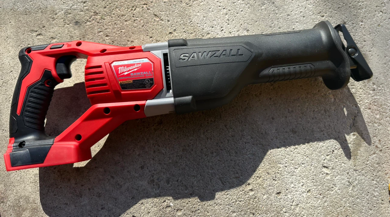 Milwaukee M18 SAWZALL Reciprocating Saw