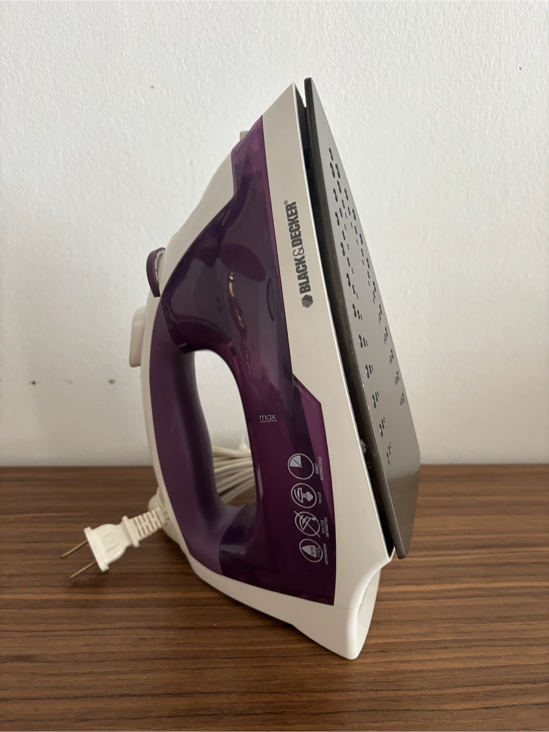 Black & Decker Steam Iron - photo 4