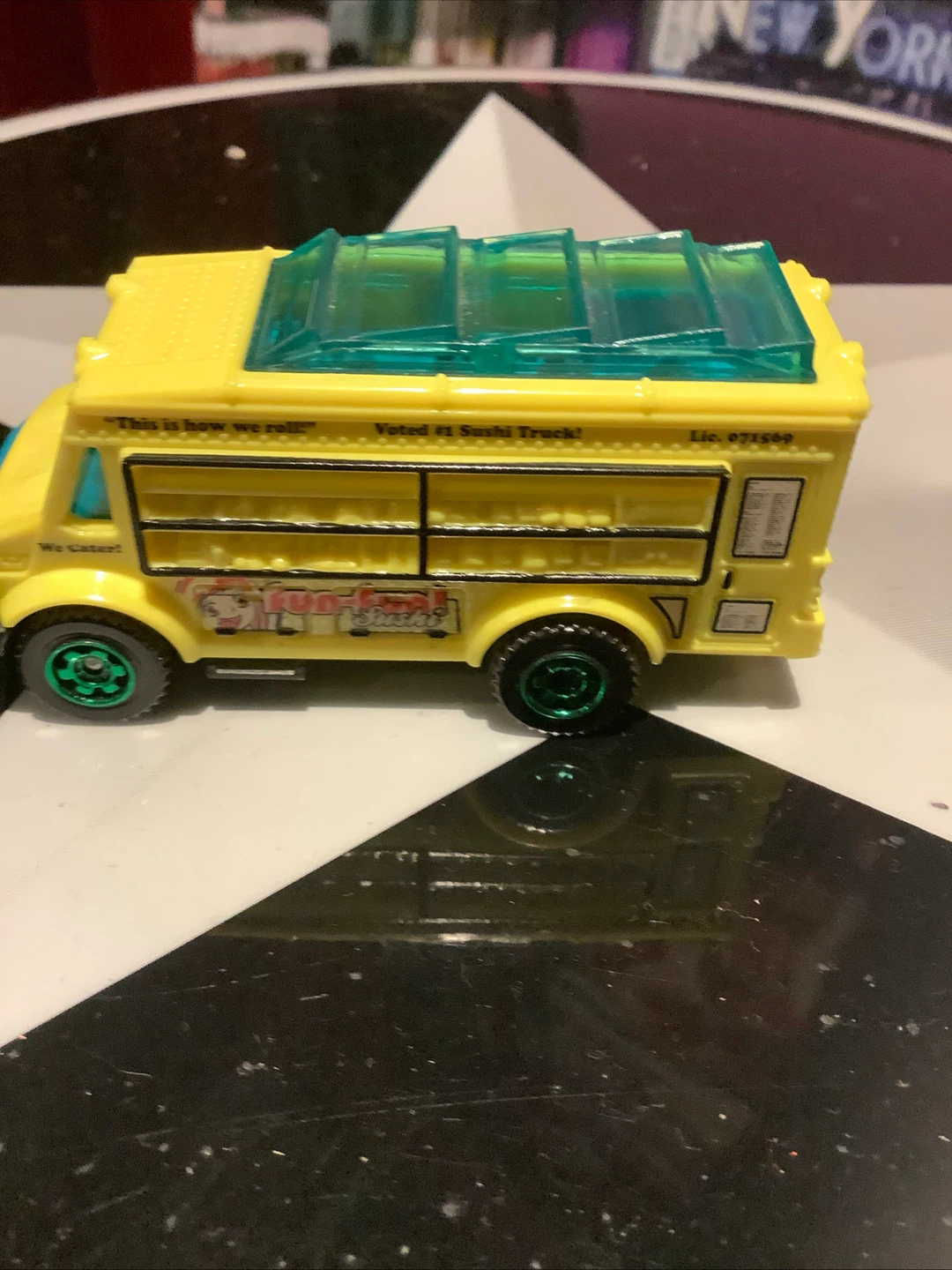 Matchbox Fun-Fun! Sushi Truck - photo 2