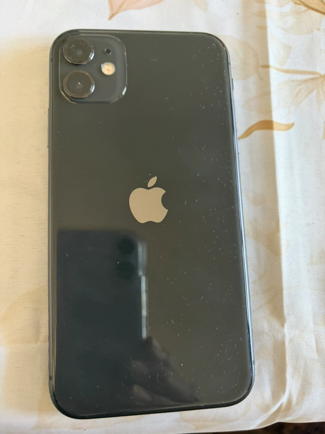 Black Apple iPhone 11 with case - photo 2
