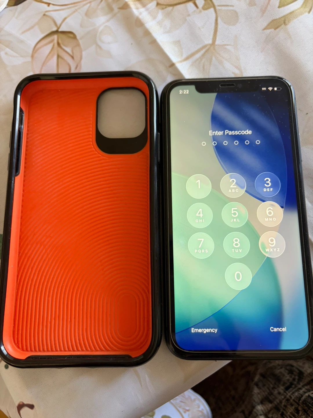 Black Apple iPhone 11 with case - photo 5