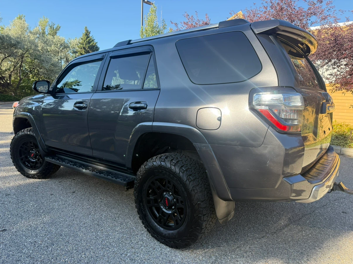 2016 Toyota 4Runner Trail Edition *83k* - photo 4