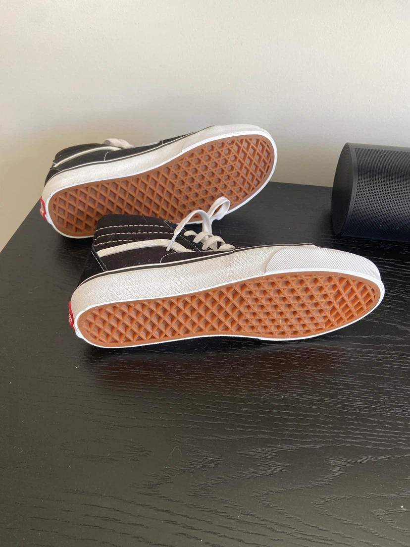 🏈 New Vans Sk8-Hi Black High Top Sneakers - photo 4