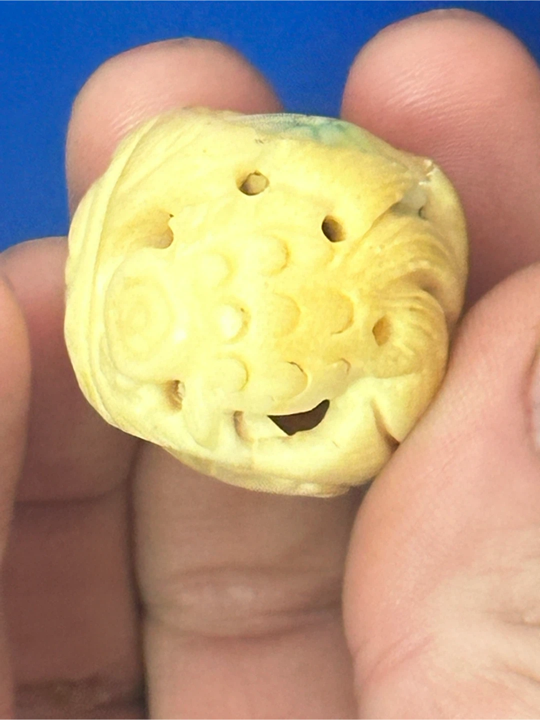 Vintage 1 1/8" Carved Bone Chinese Puzzle Ball - photo 3