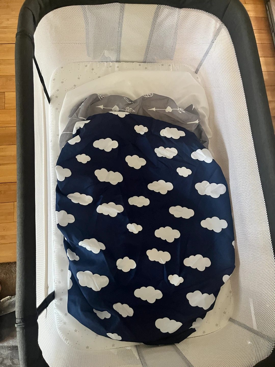 Baby Bassinet with Storage Tray - photo 2