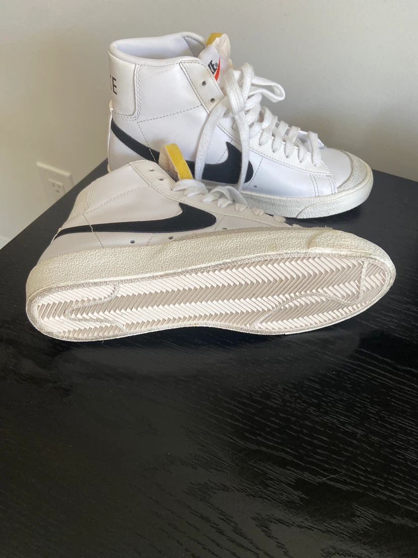 🏈 Nike Blazer Mid 77 Vintage White/Black