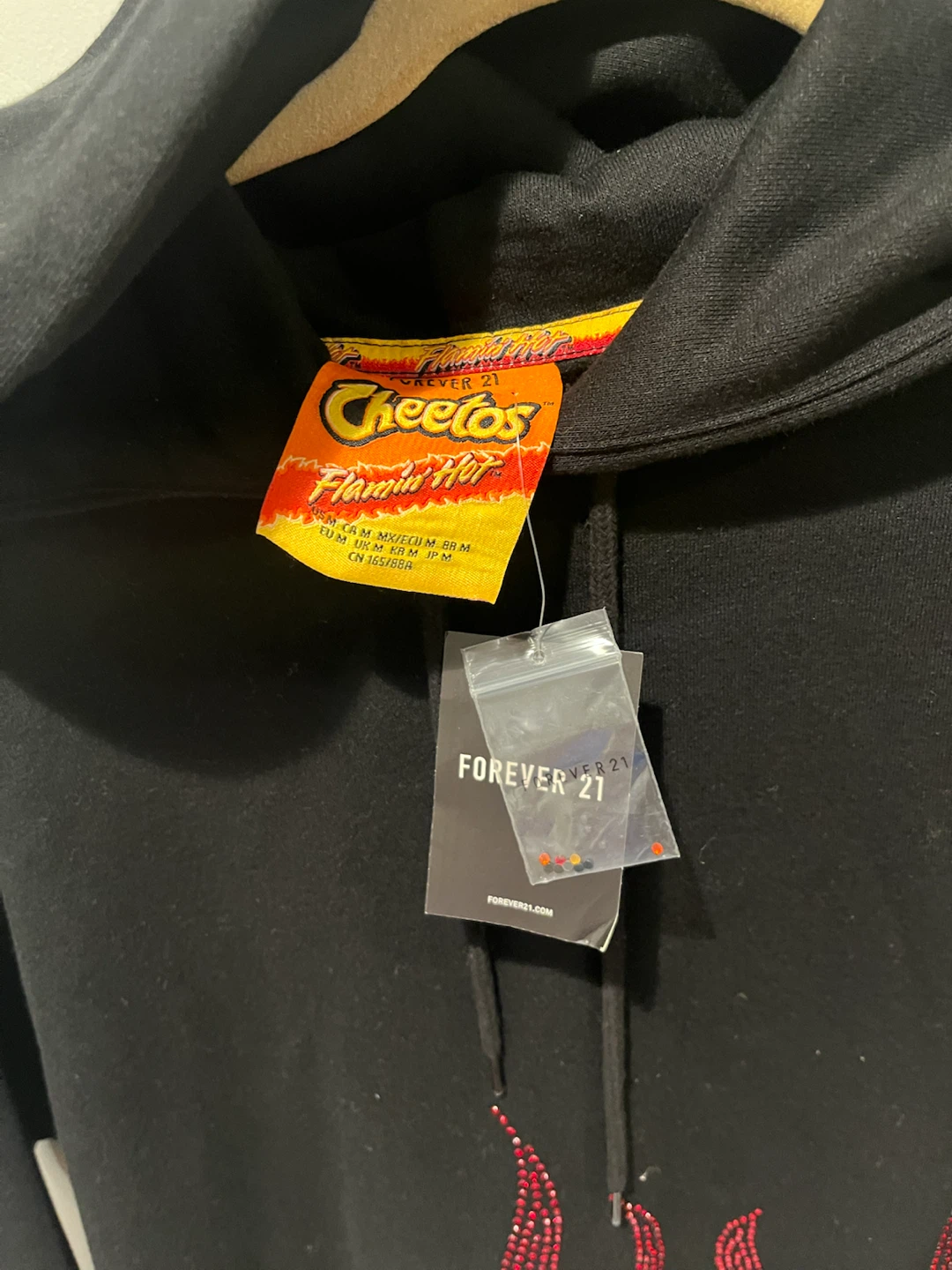 Forever 21 Cheetos Flamin' Hot Hoodie🏈 - photo 3