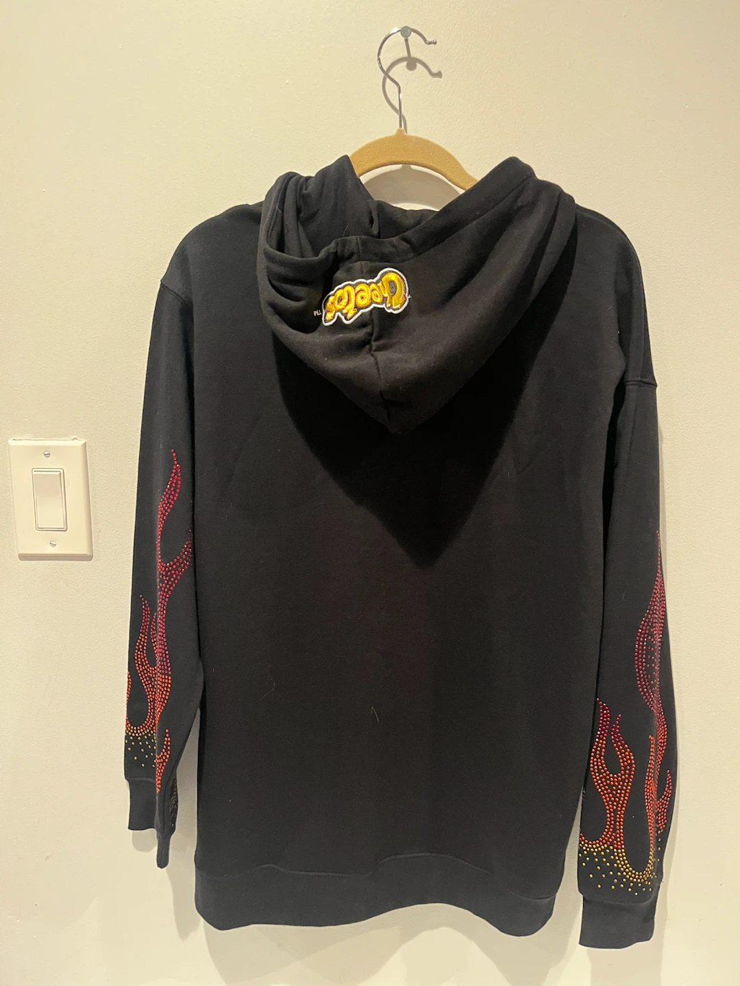 Forever 21 Cheetos Flamin' Hot Hoodie🏈 - photo 4