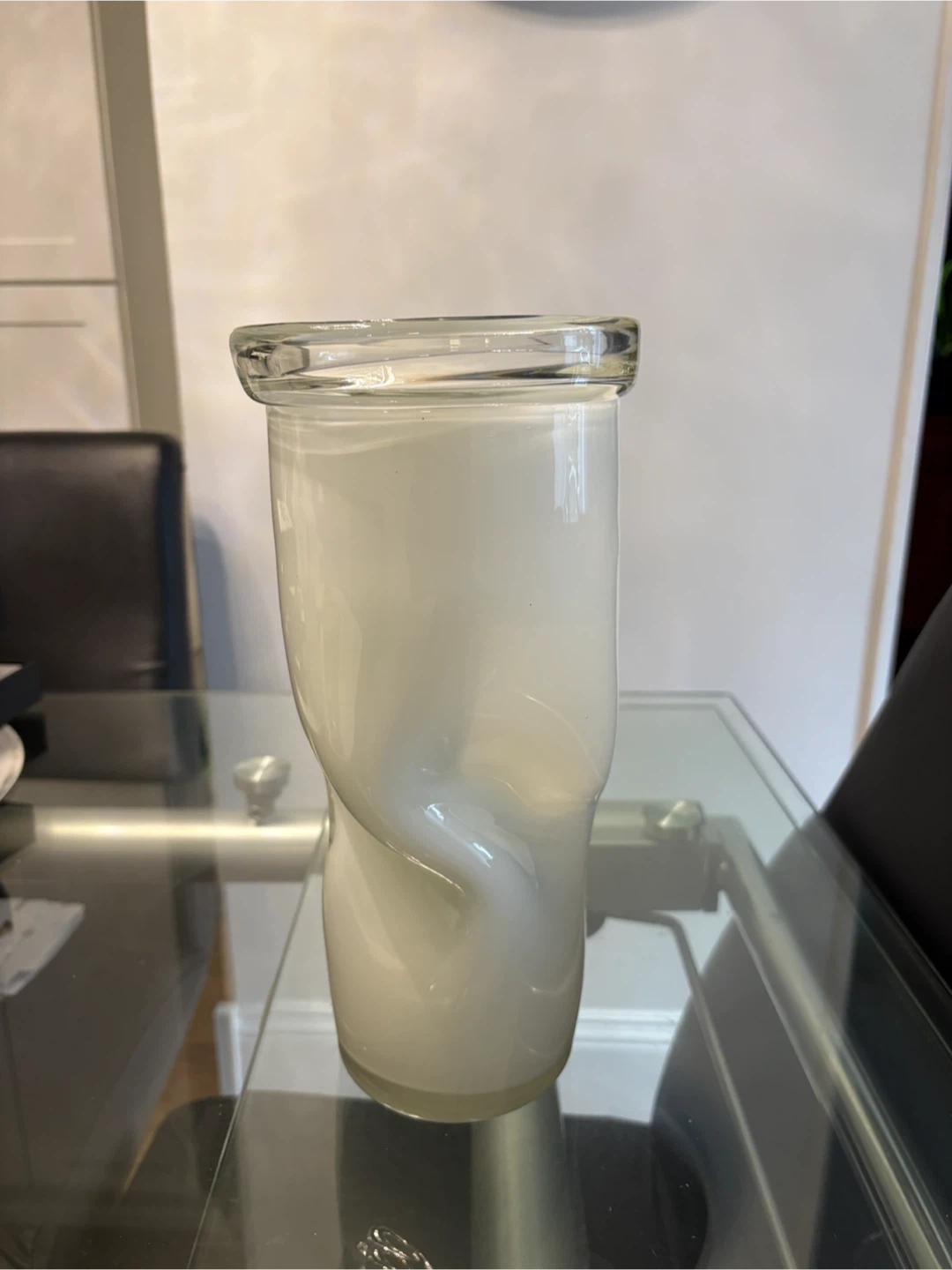 Sculptural White Art Glass Twist Vase - photo 3