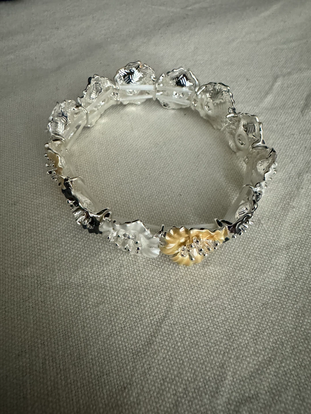Floral Stretch Bracelet 🏈