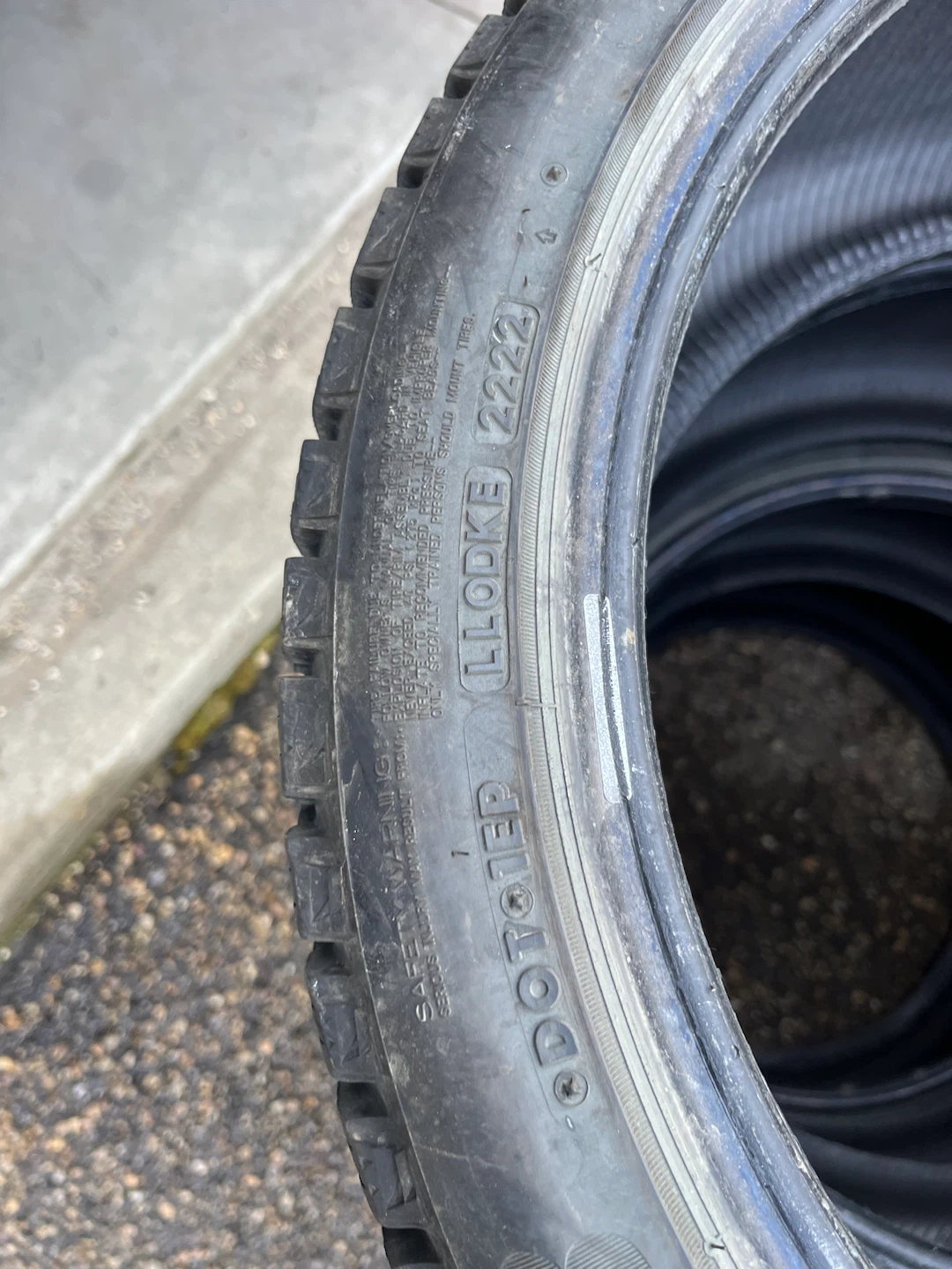 235/40R18 Bridgestone Blizzak WS90 - photo 3