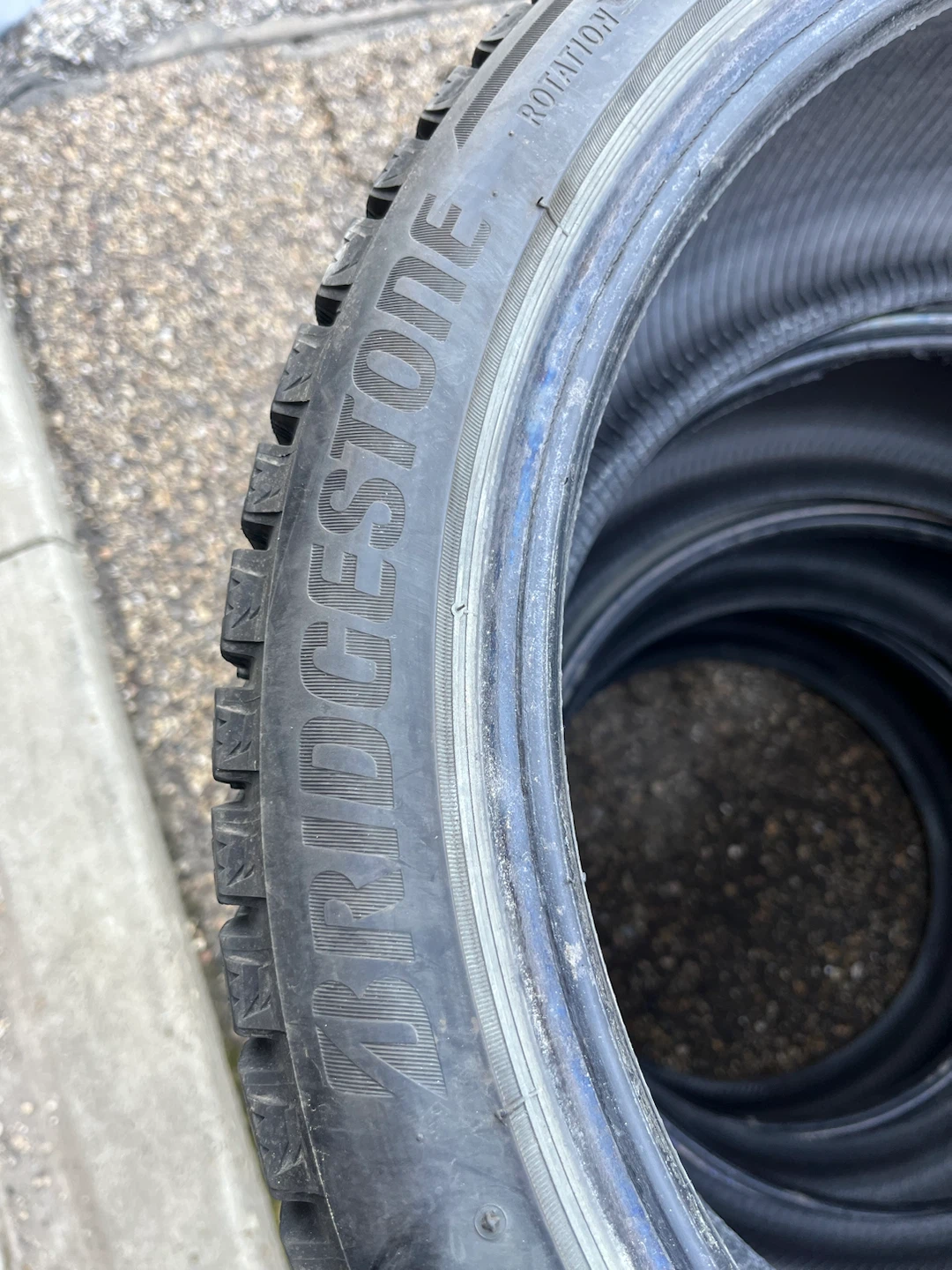 235/40R18 Bridgestone Blizzak WS90 - photo 4